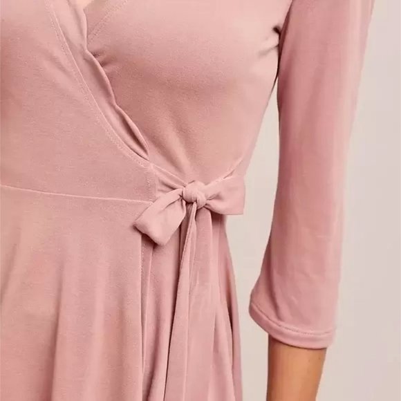 ANTHROPOLOGIE | ERI + ALI SCALLOP RUSTY PINK WRAP TOP - Picture 3 of 14